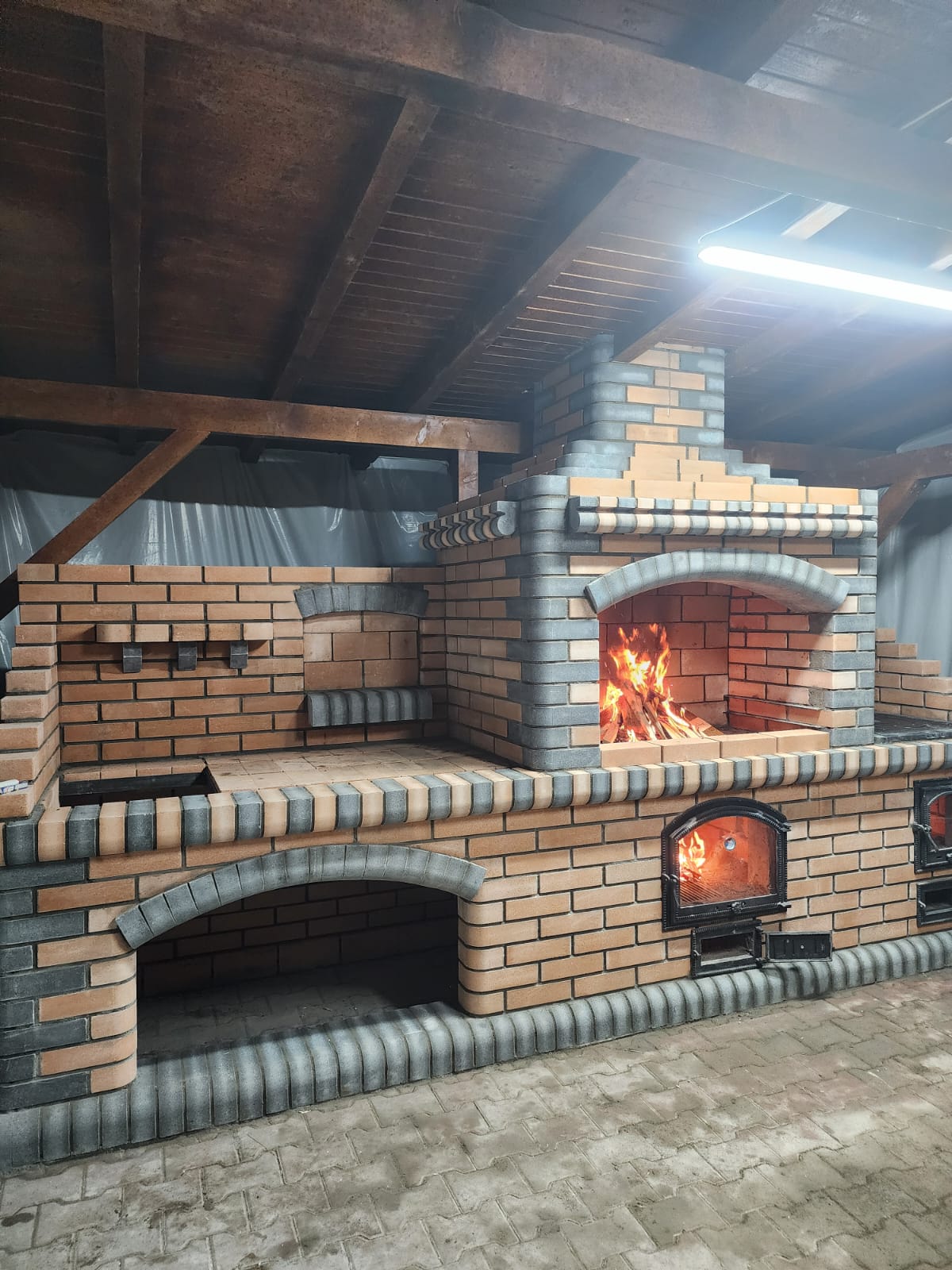 Cărămidă pentru grătar